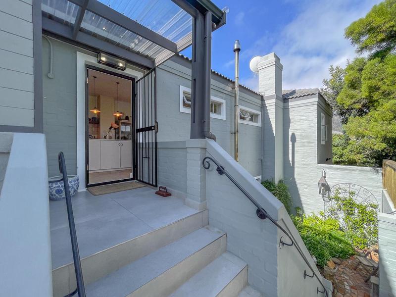 2 Bedroom Property for Sale in Hout Bay Western Cape